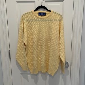 NWOT 100% wool cable knit sweater in yellow